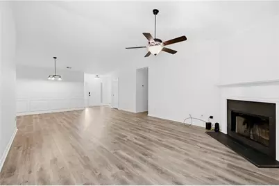 5012 Yellow Stone Drive, Flowery Branch, GA 30542 - Photo 8