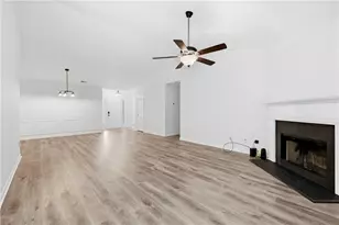 5012 Yellow Stone Dr, Flowery Branch, GA 30542 - Photo 8