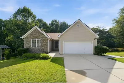 5012 Yellow Stone Drive, Flowery Branch, GA 30542 - Photo 1