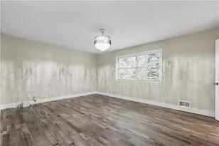 2276 Skyline Dr, Gainesville, GA 30501 - Photo 12