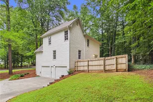 2855 Autumn Dr, Canton, GA 30115 - Photo 6