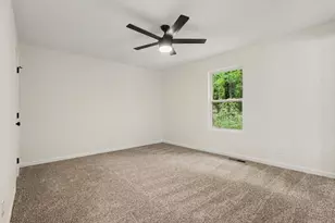 5055 S Woodbridge Trail, Stone Mountain, GA 30088 - Photo 14