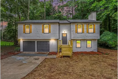 5055 S Woodbridge Trail, Stone Mountain, GA 30088 - Photo 2