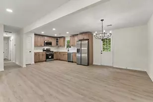5055 S Woodbridge Trail, Stone Mountain, GA 30088 - Photo 8