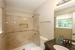 5589 Emerald Glen, Stone Mountain, GA 30088 - Photo 10