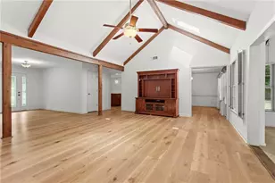 146 Lakeside Dr NW, Kennesaw, GA 30144 - Photo 6