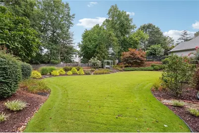 2565 Chestea Drive NE, Marietta, GA 30066 - Photo 28