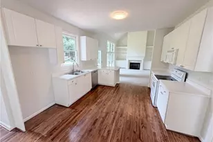 1001 Parkland Run SE, Smyrna, GA 30082 - Photo 2