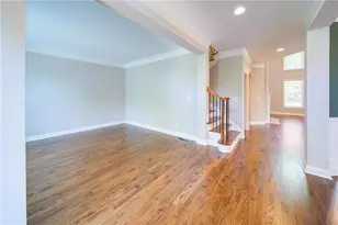 5660 Cascade Tr, Cumming, GA 30040 - Photo 2