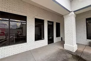 909 S Park St, Carrollton, GA 30117 - Photo 1