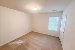 611 Dodson Lake Ct, Fairburn, GA 30213 - Photo 10