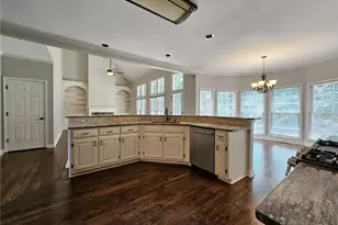 450 Eastbourne Way, Alpharetta, GA 30005 - Photo 8