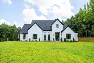 860 W Ridgeway Rd, Maysville, GA 30558 - Photo 1
