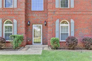 4937 Chalden Ln NE, Marietta, GA 30066 - Photo 6