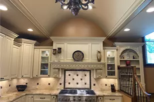 10295 Groomsbridge Rd, Johns Creek, GA 30022 - Photo 32