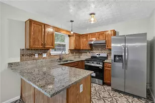 3011 Fields Dr, Lithonia, GA 30038 - Photo 4