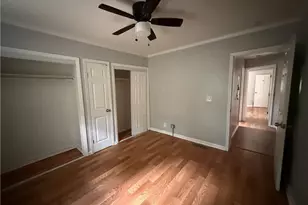 2557 Loghaven Dr NW, Atlanta, GA 30318 - Photo 18