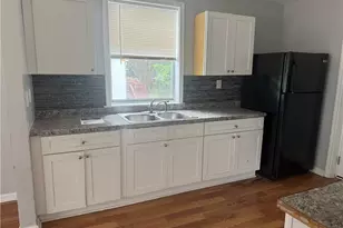 2557 Loghaven Dr NW, Atlanta, GA 30318 - Photo 8