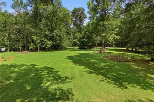 736 Wolfskin Rd, Arnoldsville, GA 30619 - Photo 36