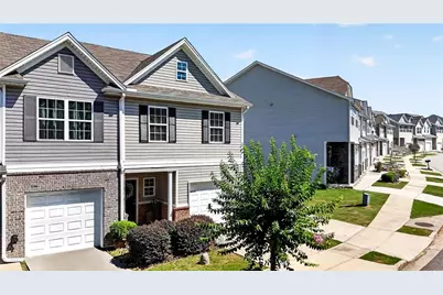 4688 Beacon Ridge Lane, Flowery Branch, GA 30542 - Photo 2