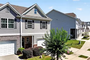 4688 Beacon Ridge Ln, Flowery Branch, GA 30542 - Photo 2