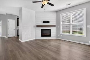 4688 Beacon Ridge Ln, Flowery Branch, GA 30542 - Photo 14