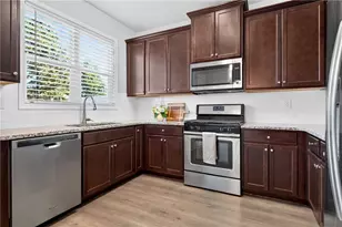 4688 Beacon Ridge Ln, Flowery Branch, GA 30542 - Photo 8
