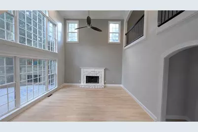 8430 Valemont Drive, Sandy Springs, GA 30350 - Photo 4