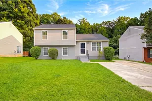 5612 Pine Gate Dr, Atlanta, GA 30349 - Photo 2