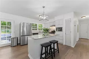 2725 Shoreland Dr SW, Atlanta, GA 30331 - Photo 14