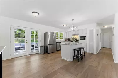 2725 Shoreland Drive SW, Atlanta, GA 30331 - Photo 10