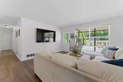 2725 Shoreland Drive SW, Atlanta, GA 30331 - Photo 6