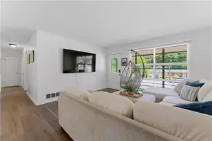 2725 Shoreland Dr SW, Atlanta, GA 30331 - Photo 6