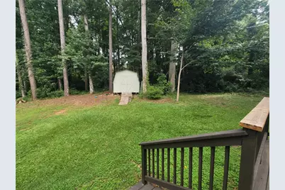 4641 Lucerne Valley Rd SW, Lilburn, GA 30047 - Photo 20