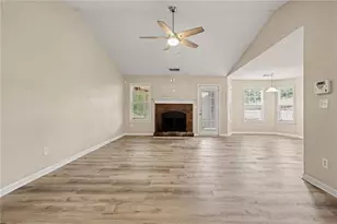 410 Wilshire Ln, Bethlehem, GA 30620 - Photo 8