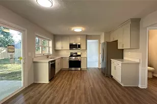 2002 Chivalry Ct, Lawrenceville, GA 30044 - Photo 12
