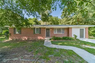 5794 Henry Bailey Rd, Sugar Hill, GA 30518 - Photo 2