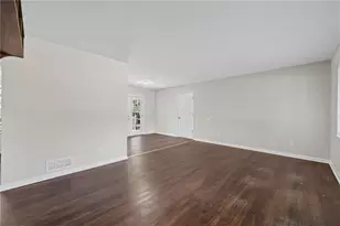 5794 Henry Bailey Rd, Sugar Hill, GA 30518 - Photo 10