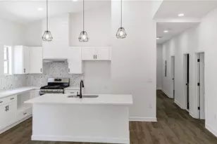 923 Smith St SW, Atlanta, GA 30310 - Photo 2