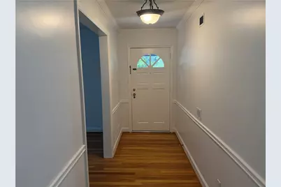 6651 Castleton Drive, Sandy Springs, GA 30328 - Photo 6