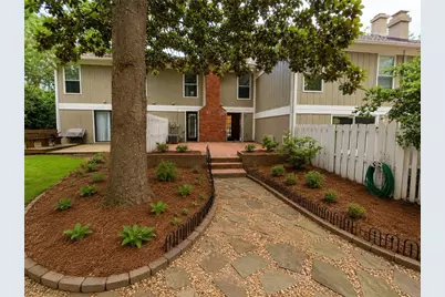670 Powers Ferry North SE, Marietta, GA 30067 - Photo 10