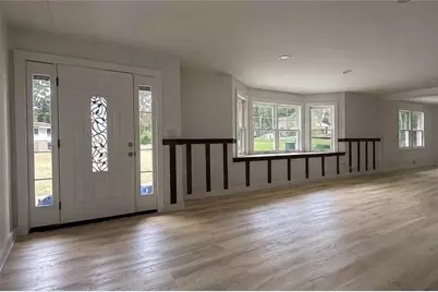 3042 Peek Road NW, Atlanta, GA 30318 - Photo 4