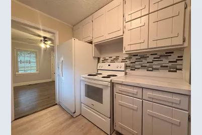5132 Warner Street, Forest Park, GA 30297 - Photo 8