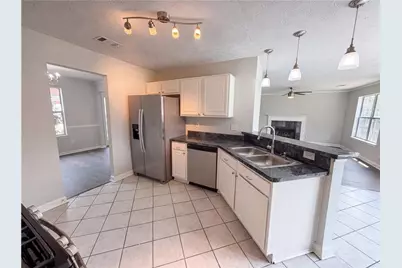 4521 Carriage Park Drive, Lithonia, GA 30038 - Photo 4