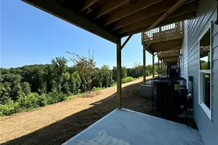 1409 Creekside Cir NW, Atlanta, GA 30318 - Photo 20