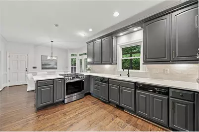 1890 Lakehurst Court SE, Smyrna, GA 30080 - Photo 14