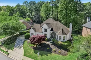 9170 Nesbit Lakes Dr, Roswell, GA 30022 - Photo 1
