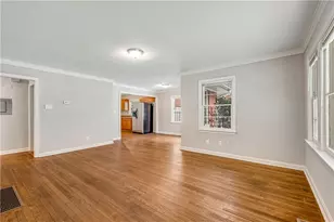 847 Gertrude Pl NW, Atlanta, GA 30318 - Photo 4