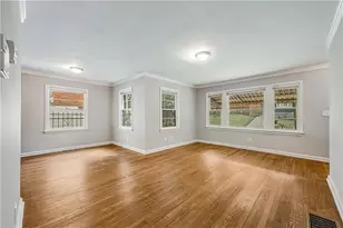 847 Gertrude Pl NW, Atlanta, GA 30318 - Photo 2