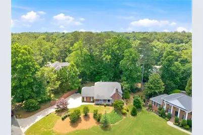 1390 Tennis Court Place, Roswell, GA 30075 - Photo 56
